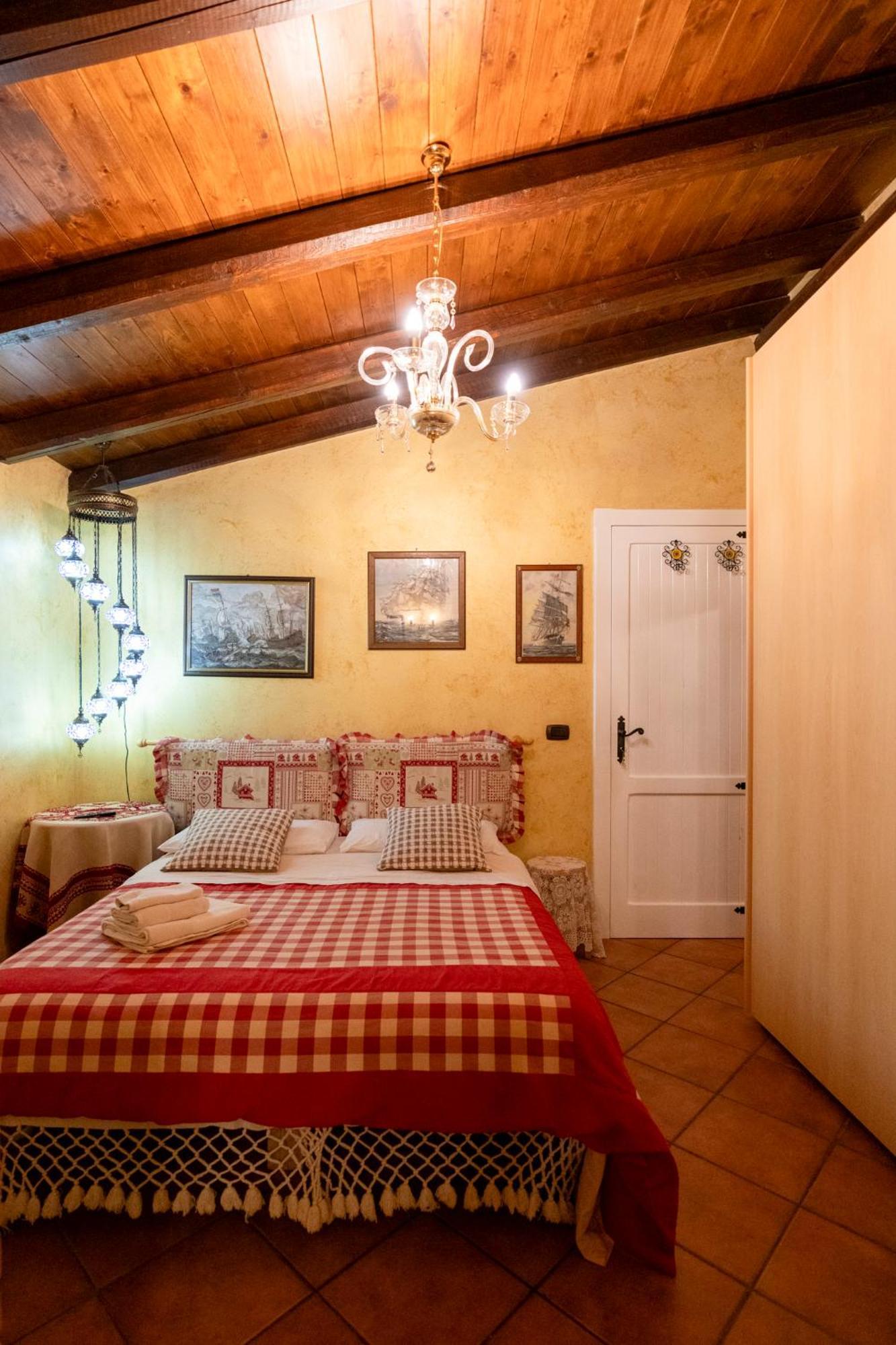 L'Antica Quercia Guest House Andria Luaran gambar